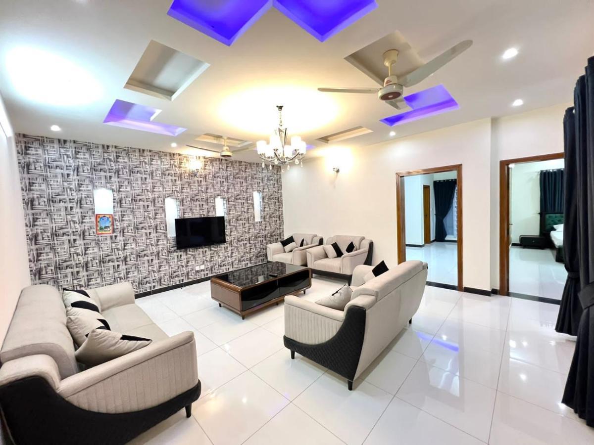 Luxury Apartment Rentals Islamabad Exterior foto