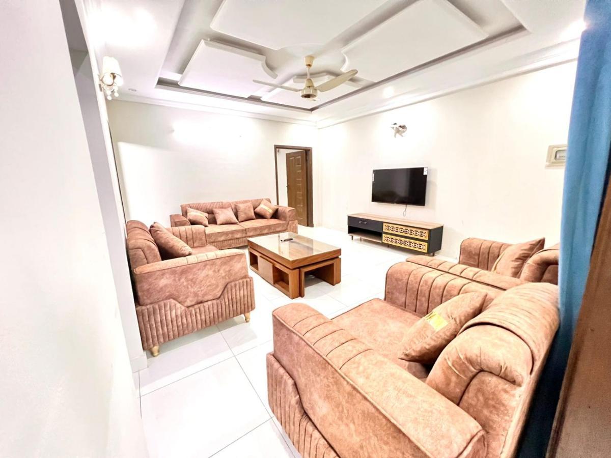 Luxury Apartment Rentals Islamabad Exterior foto