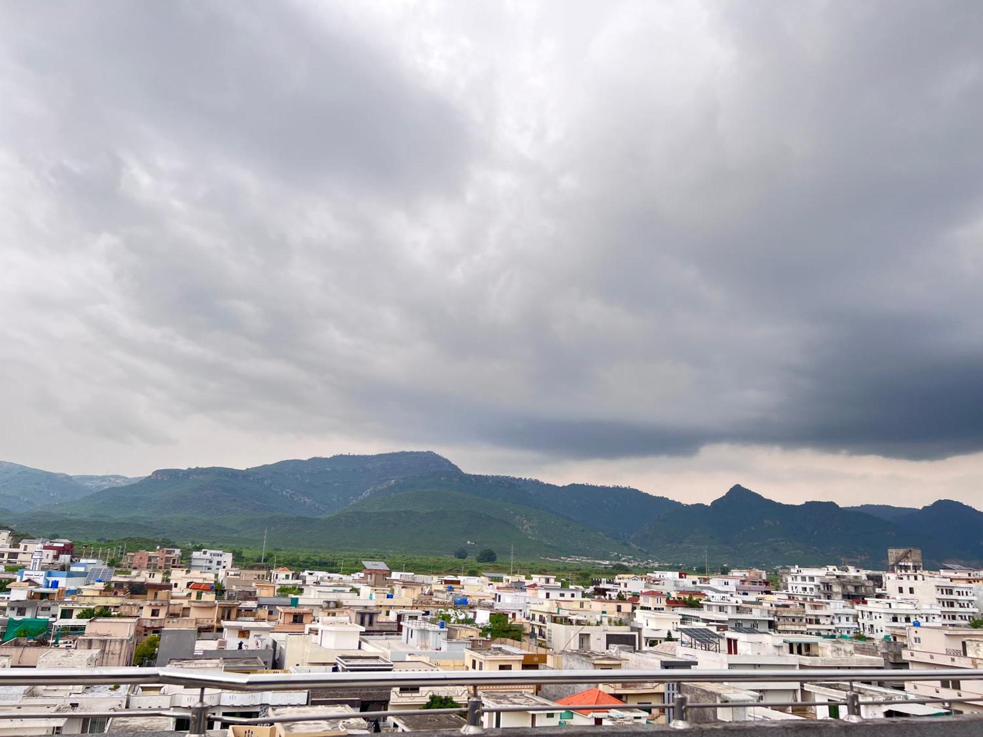 Luxury Apartment Rentals Islamabad Exterior foto